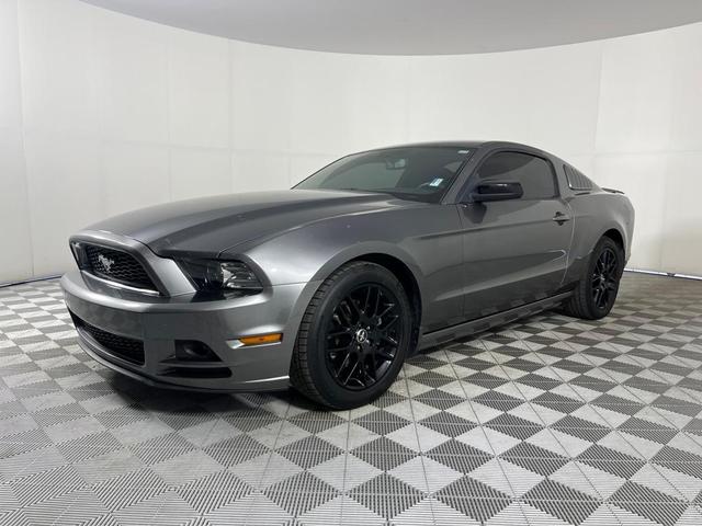 Photo of 2014 Sterling Gray Metallic Ford Mustang