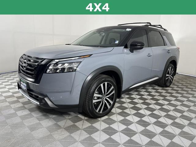 Photo of 2025 Boulder Gray Metallic Nissan Pathfinder