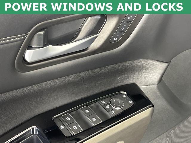 Photo of 2025 Boulder Gray Metallic Nissan Pathfinder