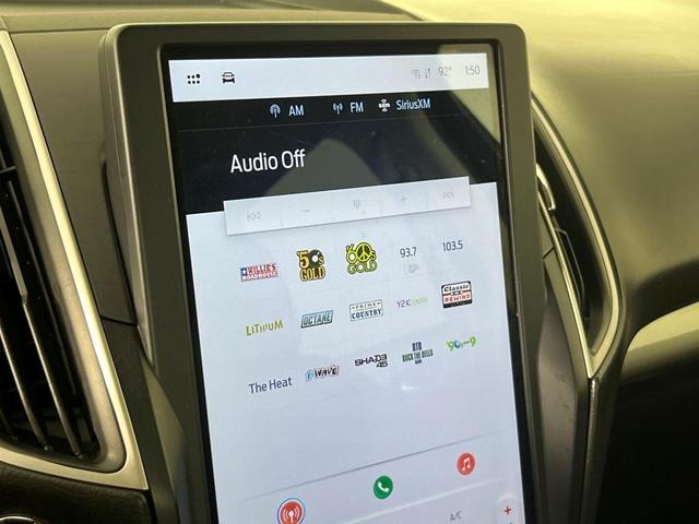 Photo of 2023 Oxford White Ford Edge