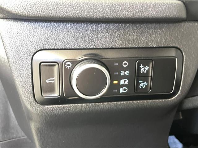 Photo of 2024 Gray Metallic Ford Escape