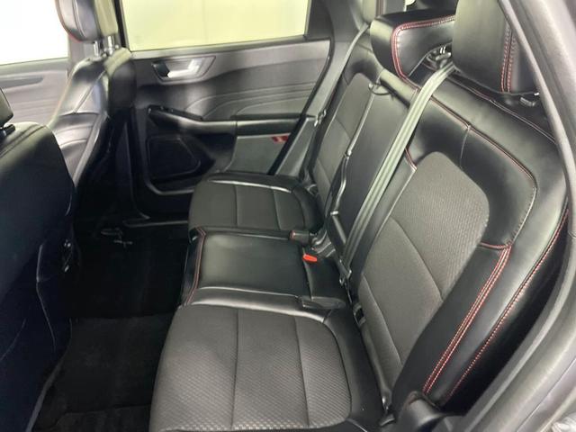 Photo of 2024 Gray Metallic Ford Escape