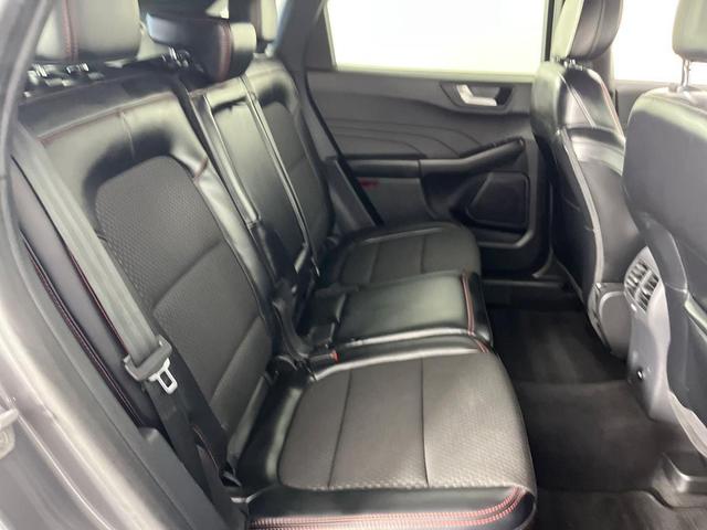 Photo of 2024 Gray Metallic Ford Escape