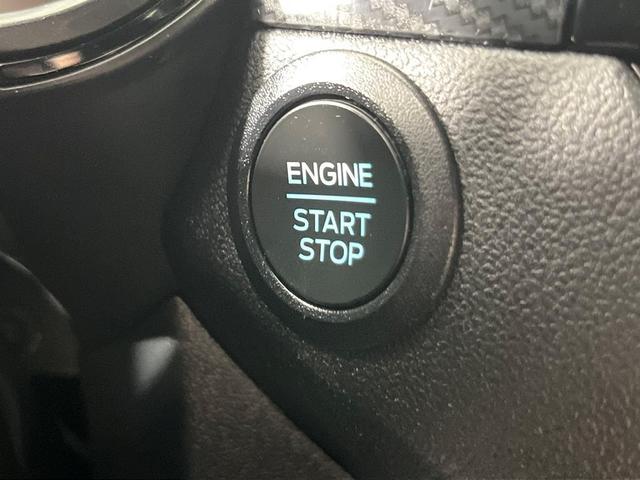 Photo of 2024 Gray Metallic Ford Escape