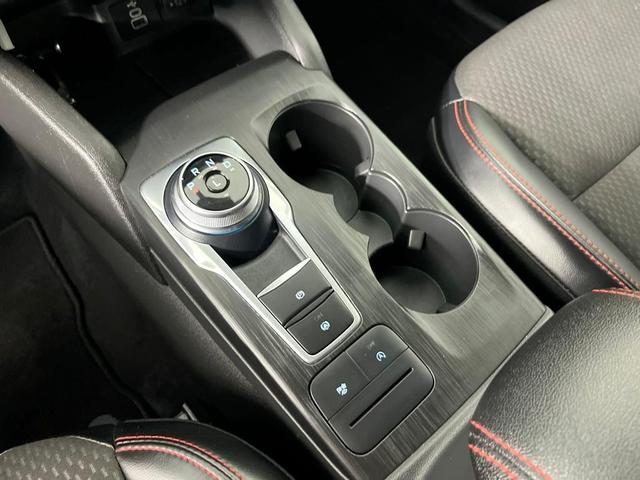 Photo of 2024 Gray Metallic Ford Escape