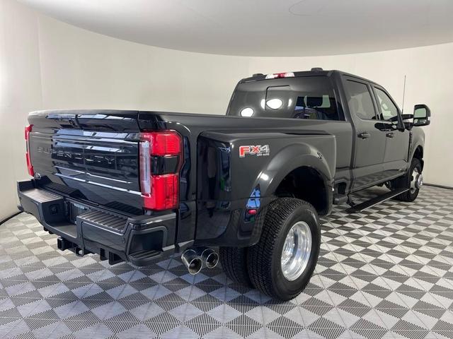 Photo of 2025 Black Ford F-350
