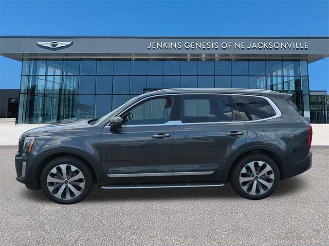 Photo of 2022 Gravity Gray Kia Telluride