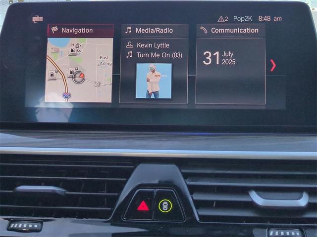 Photo of 2019 Mineral White Metallic BMW 530