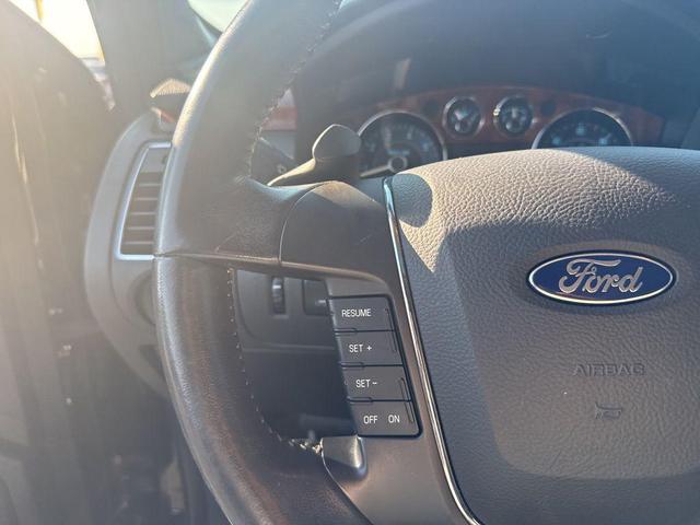 Photo of 2010 Tuxedo Black Ford Flex