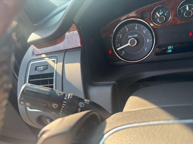 Photo of 2010 Tuxedo Black Ford Flex