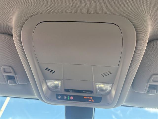 Photo of 2023 Blue Glow Metallic Chevrolet Equinox