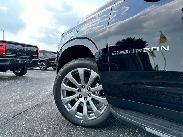 Photo of 2025 Black Chevrolet Suburban