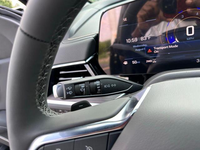 Photo of 2025 Black Chevrolet Suburban