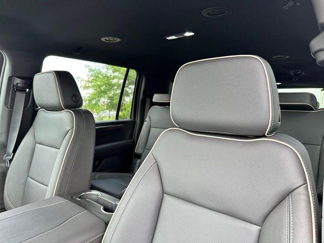 Photo of 2025 Black Chevrolet Suburban