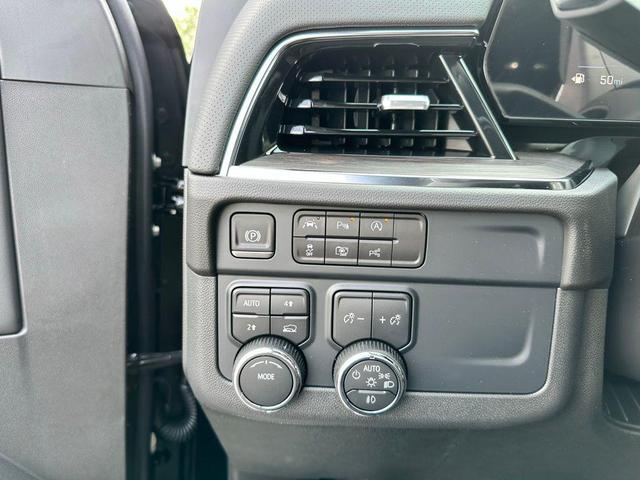 Photo of 2025 Black Chevrolet Suburban