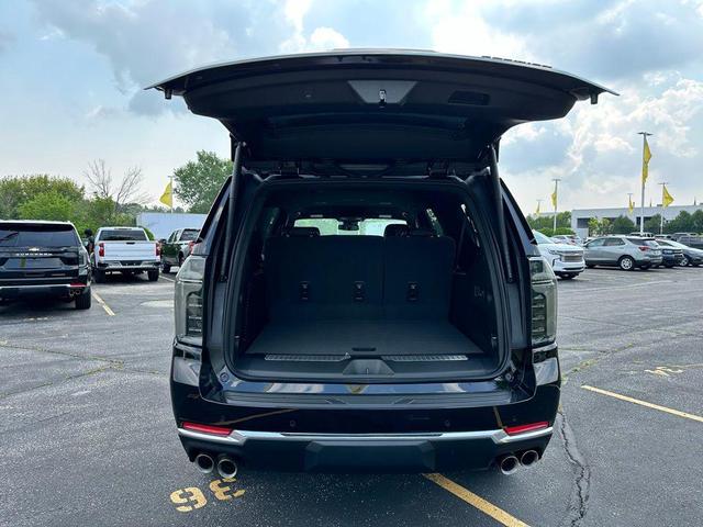 Photo of 2025 Black Chevrolet Suburban