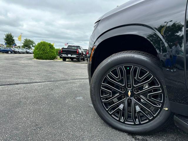 Photo of 2025 Black Chevrolet Tahoe