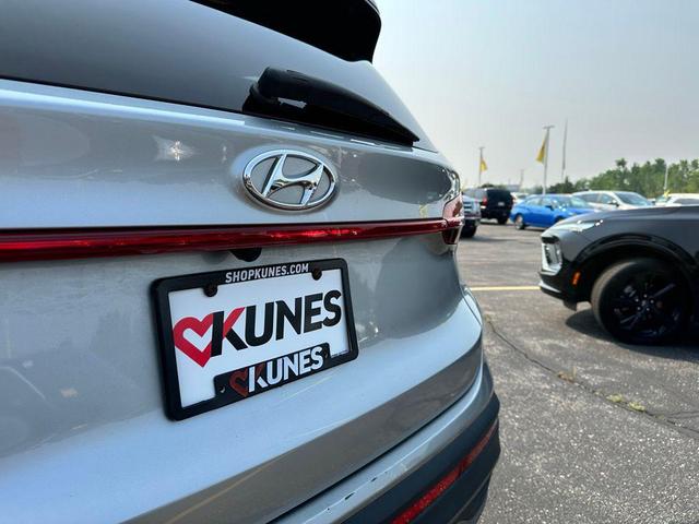 Photo of 2023 Shimmering Silver Hyundai SANTA FE