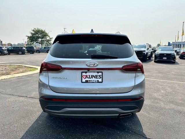 Photo of 2023 Shimmering Silver Hyundai SANTA FE