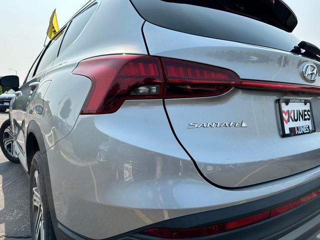 Photo of 2023 Shimmering Silver Hyundai SANTA FE
