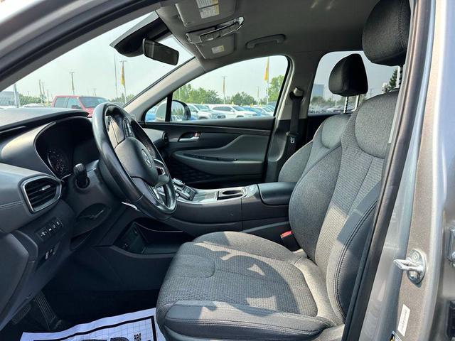 Photo of 2023 Shimmering Silver Hyundai SANTA FE