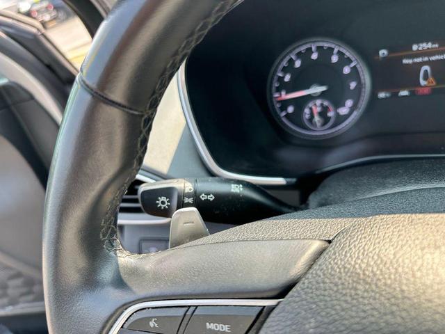 Photo of 2023 Shimmering Silver Hyundai SANTA FE
