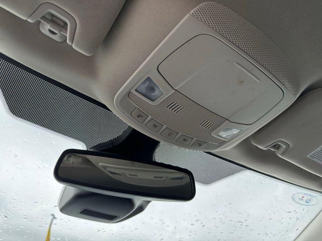 Photo of 2024 OXFORD WHITE Ford Edge