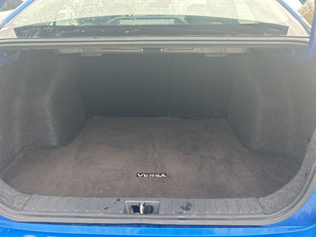 Photo of 2023 Electric Blue Metallic Nissan Versa