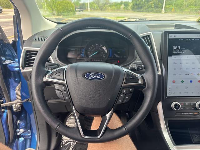 Photo of 2024 ATLAS BLUE Ford Edge