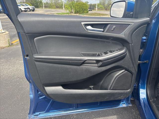 Photo of 2024 ATLAS BLUE Ford Edge