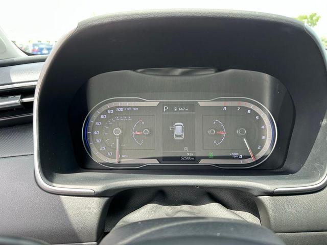 Photo of 2024 Shimmering Silver Hyundai TUCSON