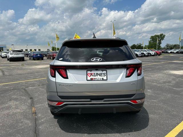 Photo of 2024 Shimmering Silver Hyundai TUCSON