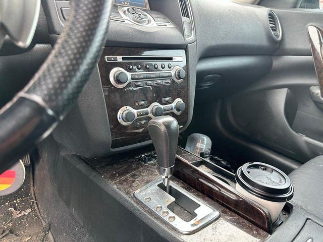 Photo of 2011 Winter Frost Pearl Nissan Maxima