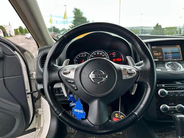 Photo of 2011 Winter Frost Pearl Nissan Maxima
