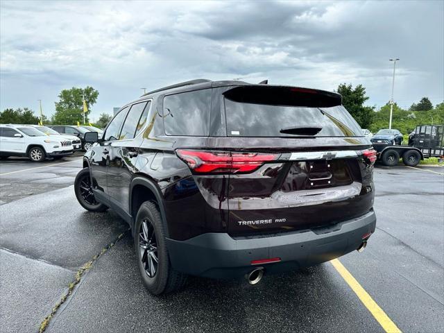 Photo of 2023 Black Cherry Metallic Chevrolet Traverse