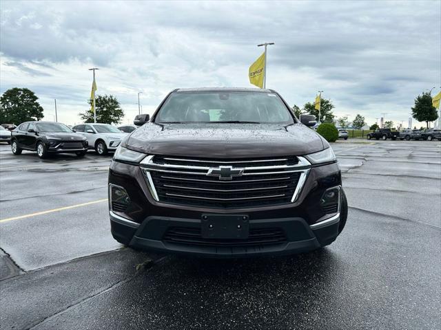 Photo of 2023 Black Cherry Metallic Chevrolet Traverse