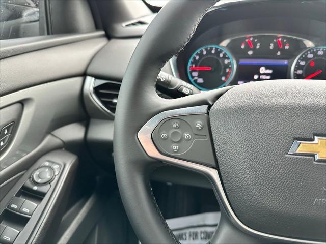 Photo of 2023 Black Cherry Metallic Chevrolet Traverse