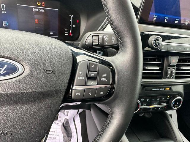 Photo of 2024 OXFORD WHITE Ford Escape
