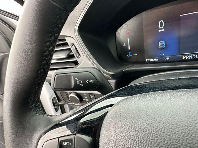 Photo of 2024 OXFORD WHITE Ford Escape