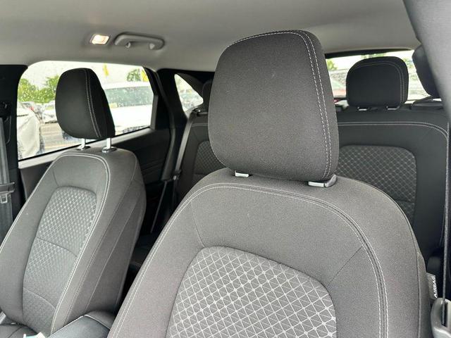 Photo of 2024 OXFORD WHITE Ford Escape