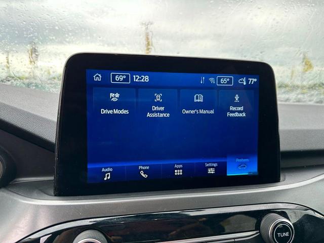 Photo of 2024 OXFORD WHITE Ford Escape