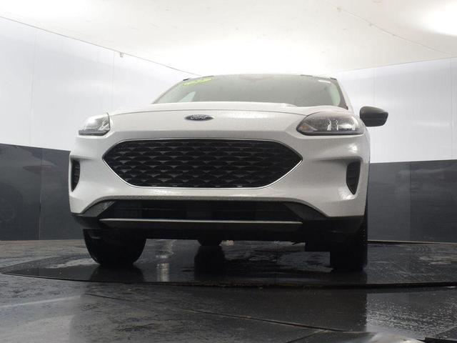 Photo of 2022 OXFORD WHITE Ford Escape