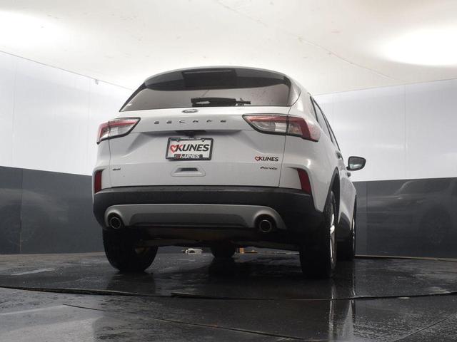 Photo of 2022 OXFORD WHITE Ford Escape