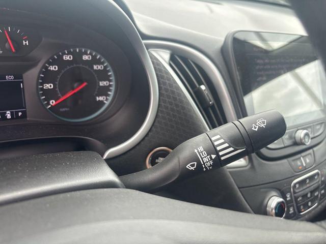 Photo of 2024 Summit White Chevrolet Malibu