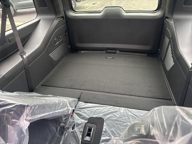 Photo of 2026 Black Chevrolet Suburban
