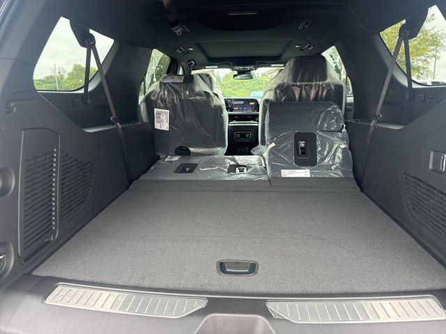 Photo of 2026 Black Chevrolet Suburban