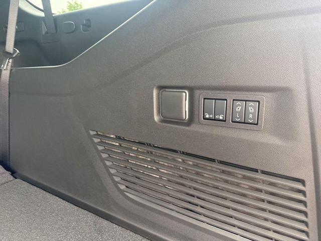 Photo of 2026 Black Chevrolet Suburban
