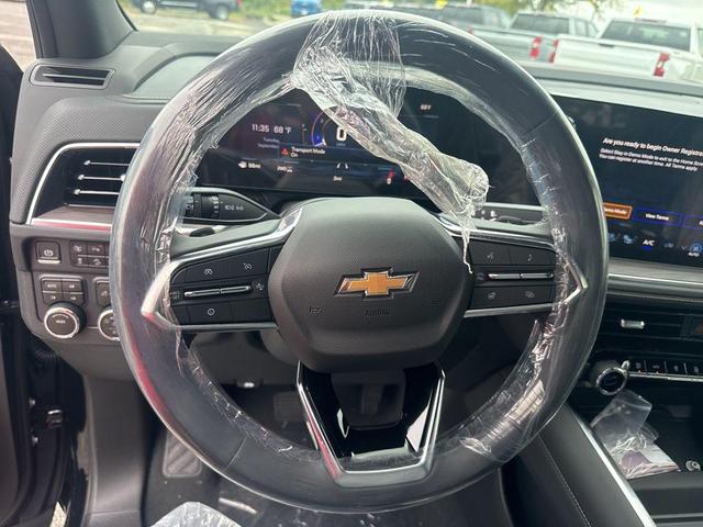 Photo of 2026 Black Chevrolet Suburban