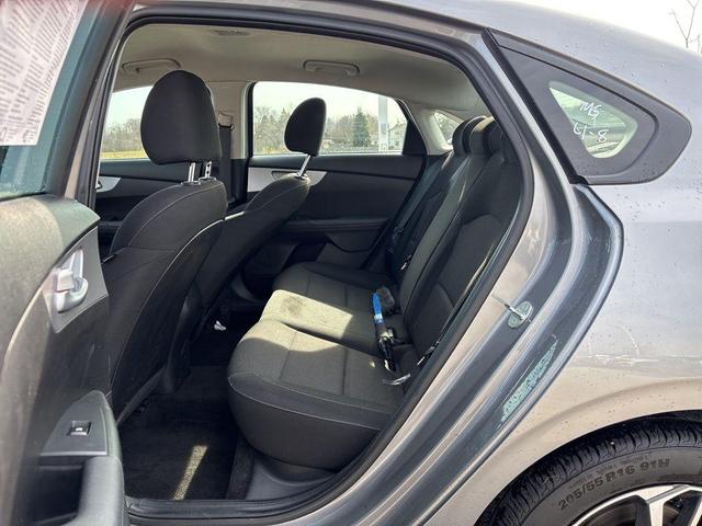 Photo of 2023 Steel Gray Kia Forte