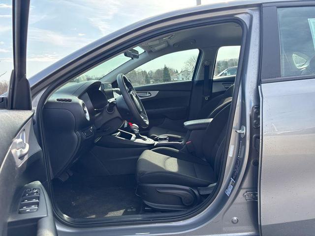Photo of 2023 Steel Gray Kia Forte